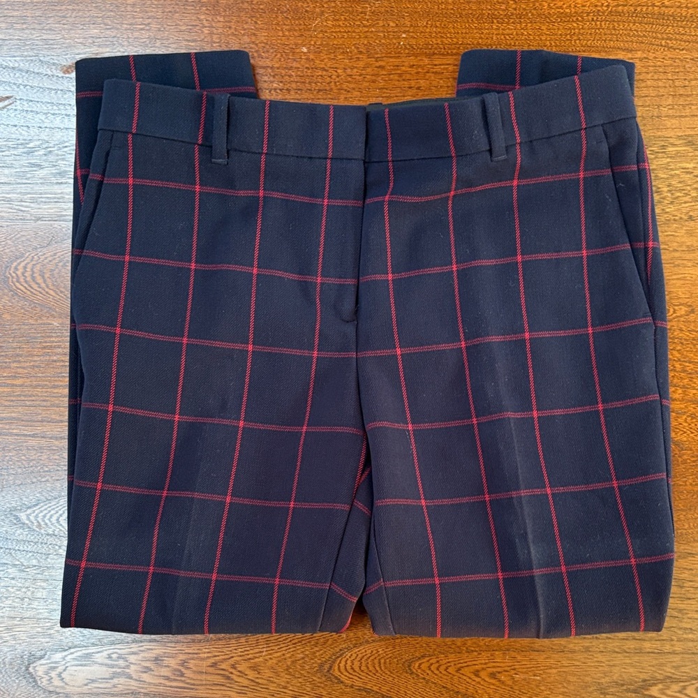 Ann Taylor Women’s Navy and Red Checkered Pants 8